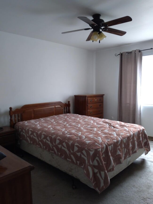 Photo - 1545 Bristol Ln