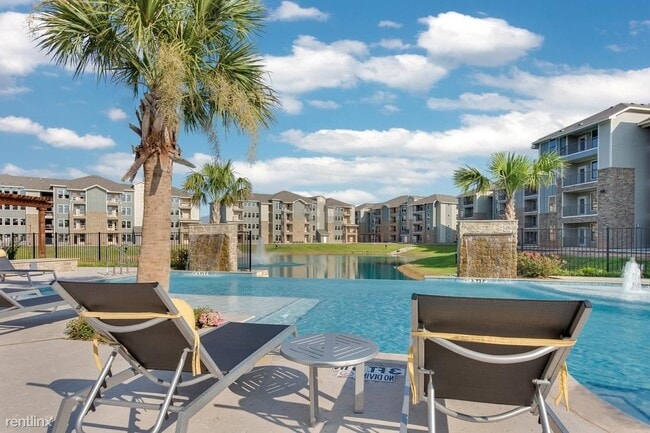 Photo - 2 br, 2 bath Condo - 7315 Spring Cypress R...