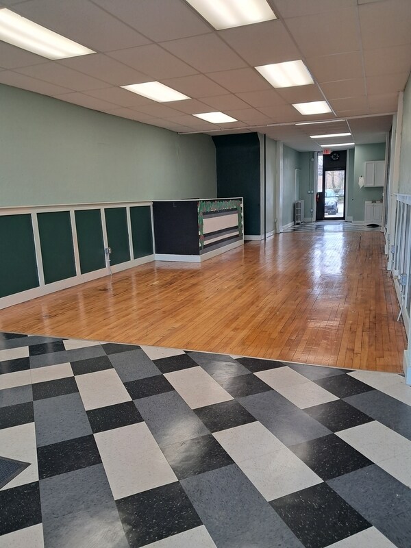 Photo - 21932 Lakeshore Blvd