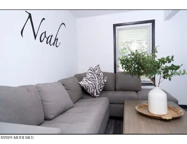 Photo - 745 20th Ave