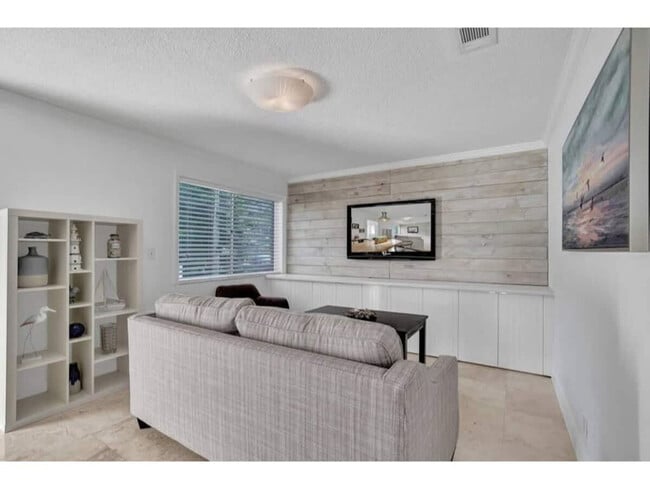 Photo - 3215 NE 7th St Unidad SI FL1-ID1503961P