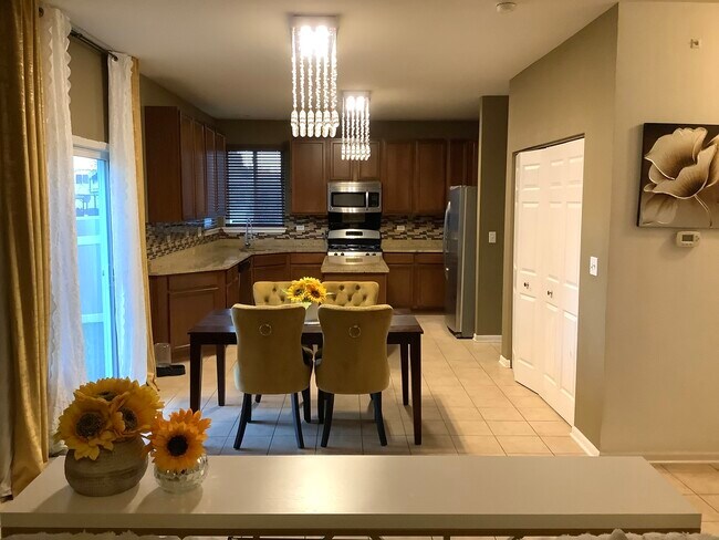 Photo - 2956 Aberdeen Dr