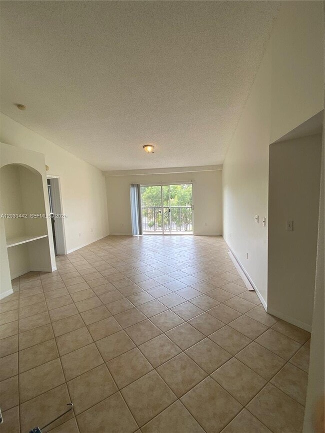 Photo - 300 Crestwood Ct N