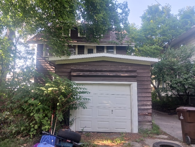 Photo - 817 Bancroft Ct