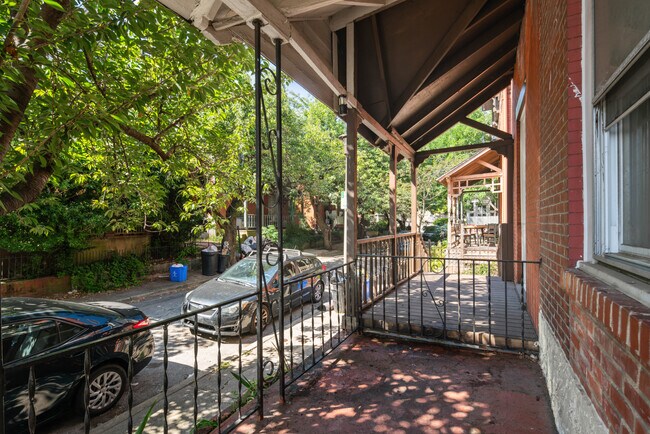 Photo - 3209 Winter St