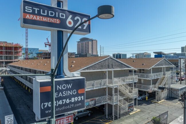 Building Photo - Studio 629 Rental