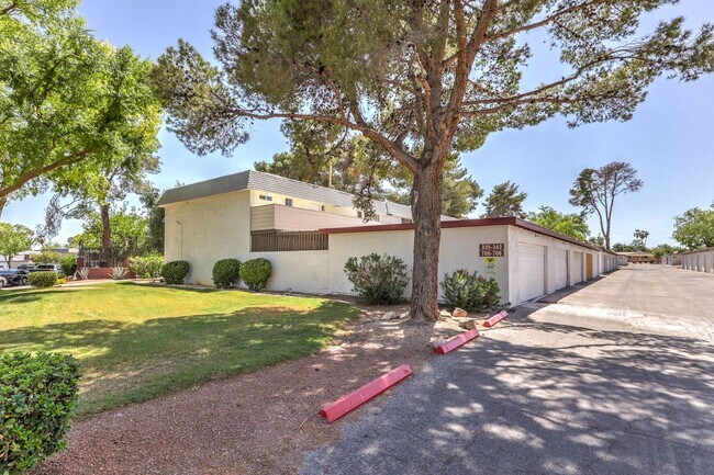 Photo - Huge one bedroom condo close community pool and tennis courts.