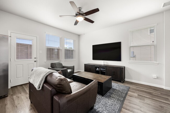 Photo - 24802 Landolfi Dr