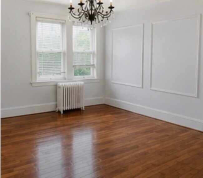 Photo - 142 W 27th St Unit 1