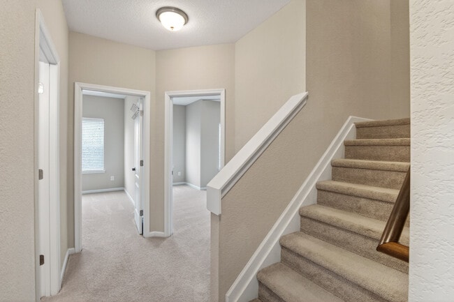 Photo - 316 Fountain Way