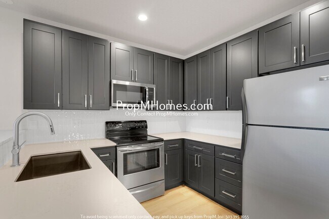 Photo - Updated One Bedroom Condo in Downtown Gres... Unidad 287 NE 3rd Street - 212