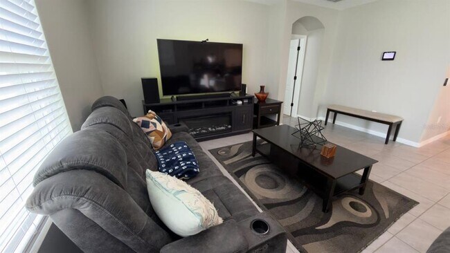 Photo - 1583 Barberry Dr