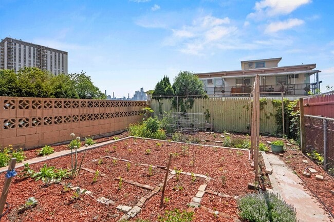 Building Photo - 630 Palisade Ave