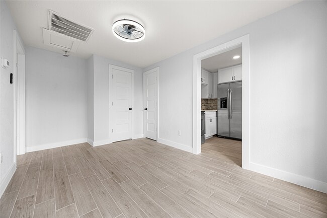 Photo - 3229 Holman St Unit 4