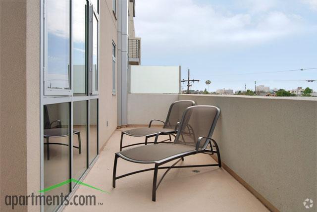 Área al aire libre - Deca