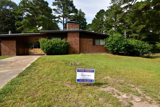 3 Bed, 2 Bath Home in Ruston - 3 Bed, 2 Bath Home in Ruston