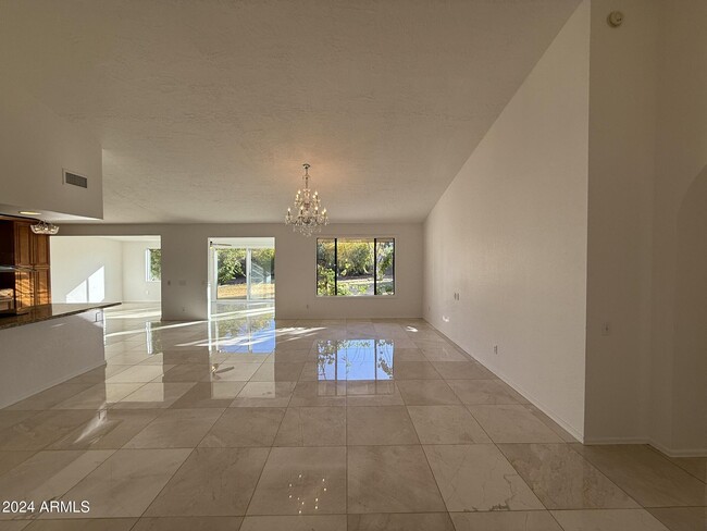 Photo - 10765 N 109th Pl