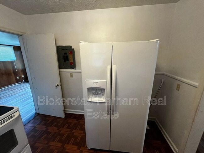 Photo - 4445 Sims St