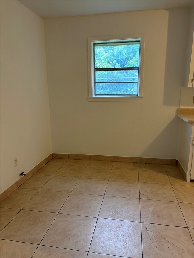 Photo - 3403 Brill St