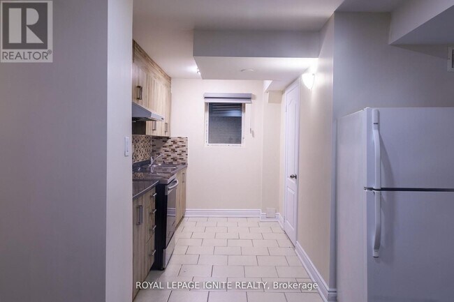 Photo - 162 Cadillac Crescent