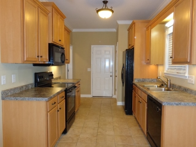 Photo - 5409 Sabin Ct