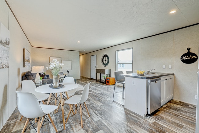 Building Photo - 5928 Pit Rd