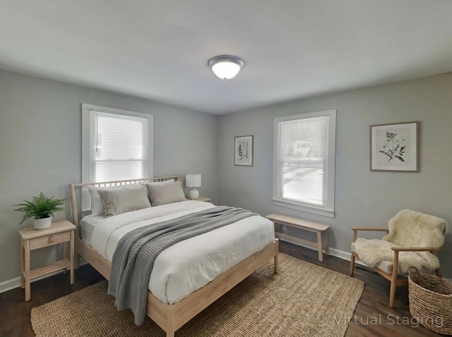 Photo - 1720 Finchley Dr