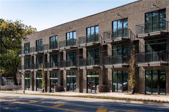 Building Photo - 1160 Gracewood Ave SE Unit 311