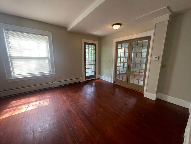 Photo - 30 George St Unit 1