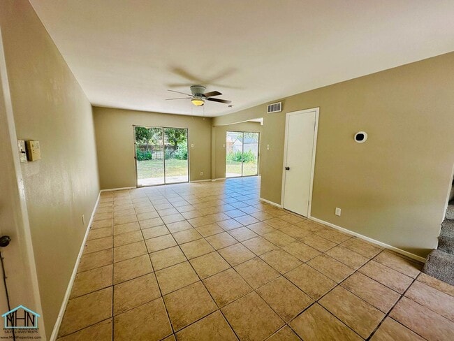 Photo - Prestigious Residential Offering: Expansiv...