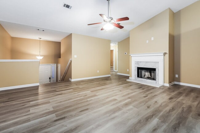 Photo - 830 Rock Shoal Ct