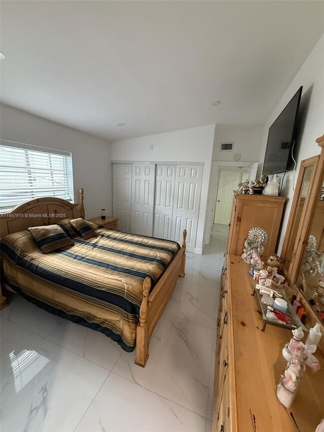 Building Photo - 14465 SW 290th Terrace Unit 2