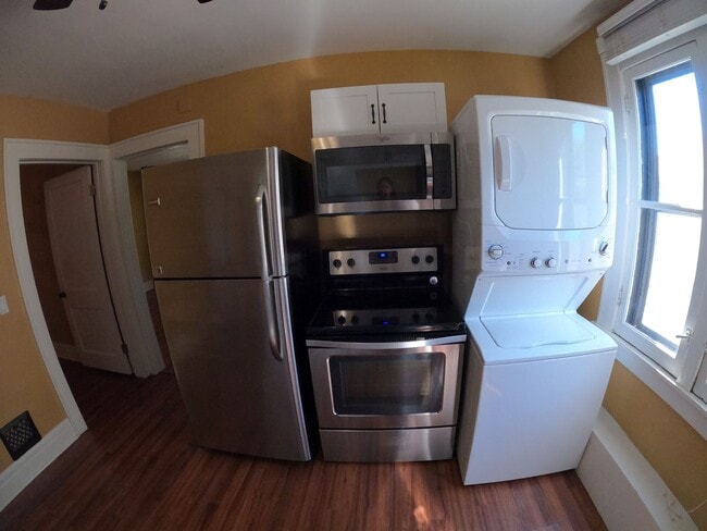 Photo - 120 S West St Unit D097-2 S West 120  2 - Upper