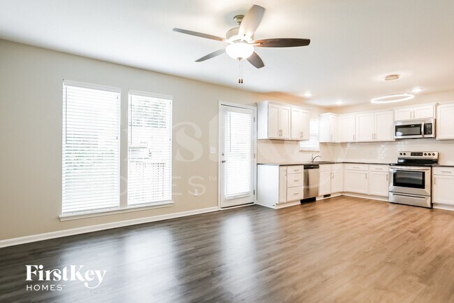 Photo - 5015 N Wheeling Ave