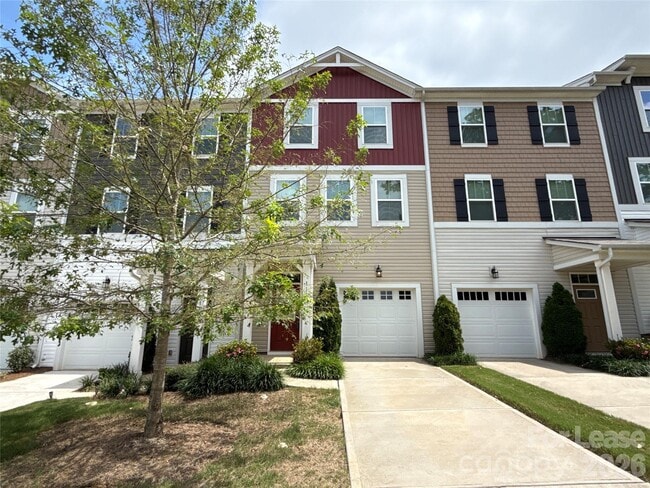 Building Photo - 1110 Keydet Dr