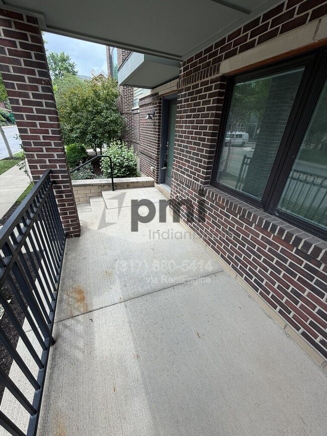 Photo - 604 E 10th St