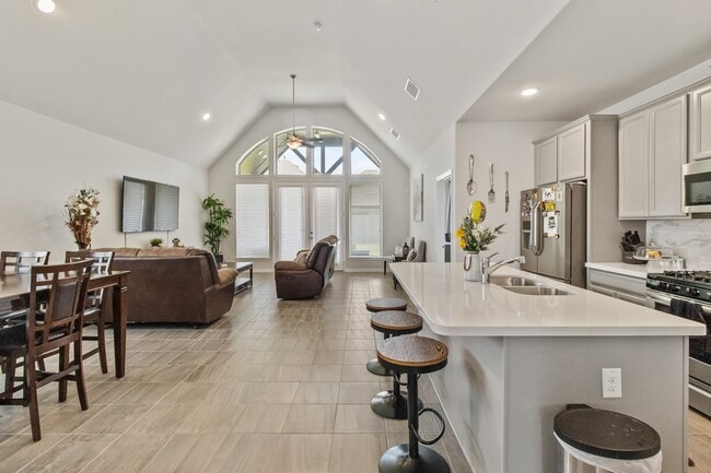 Photo - 8735 Morris Wds Dr