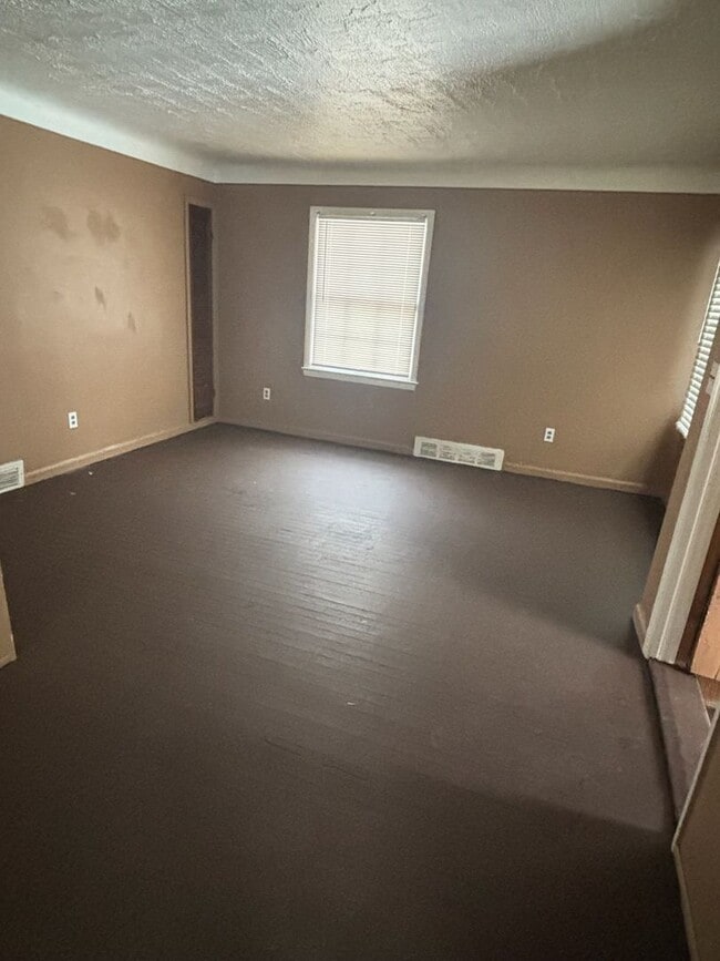 Photo - Charming 3-bedroom located on Detroit's West side!