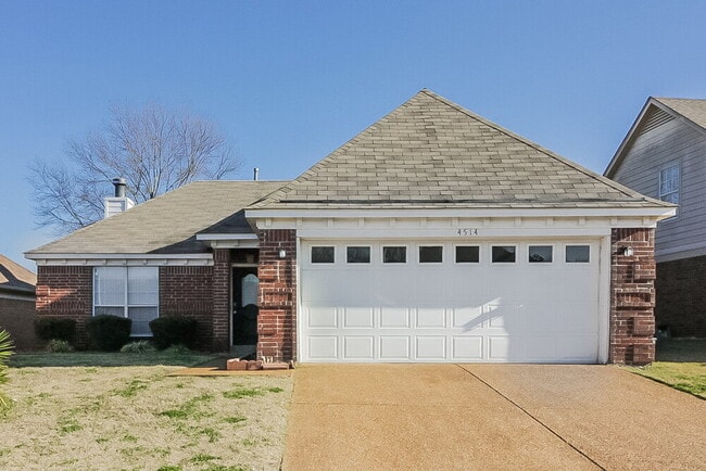 Photo - 4514 Lunsford Dr House