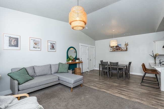 Photo - 14472 S Selvig Way House