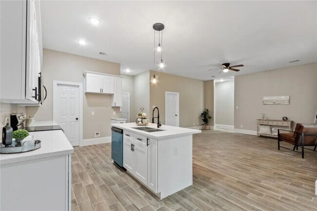 Photo - 17324 E Holly Hill Dr