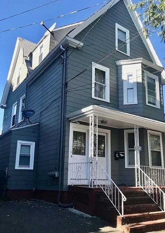 Photo - 58 Walnut St Apartment Unit 3