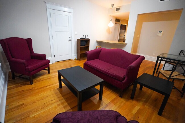 6102 Washington Blvd Unit 102
