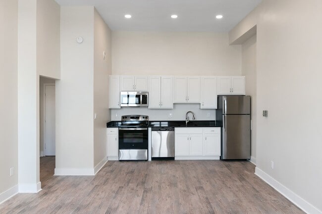 Photo - Fyfe Apartments