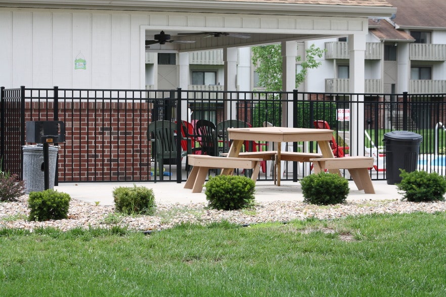 Ridgebrook Apartments For Rent in Quincy, IL