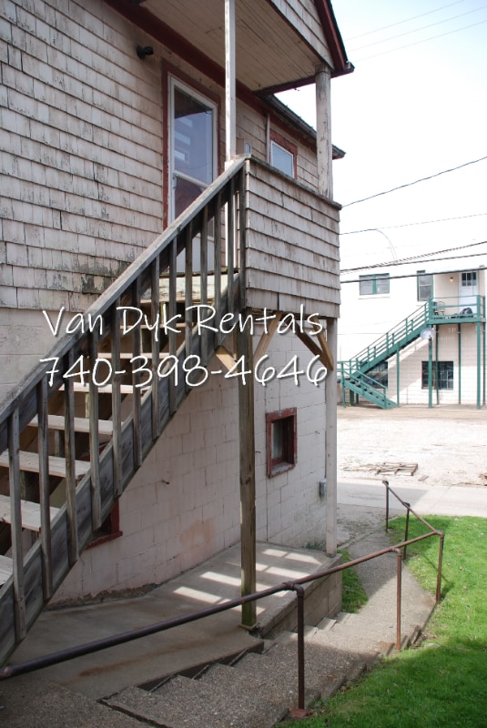 Photo - 207.5 Scammel St