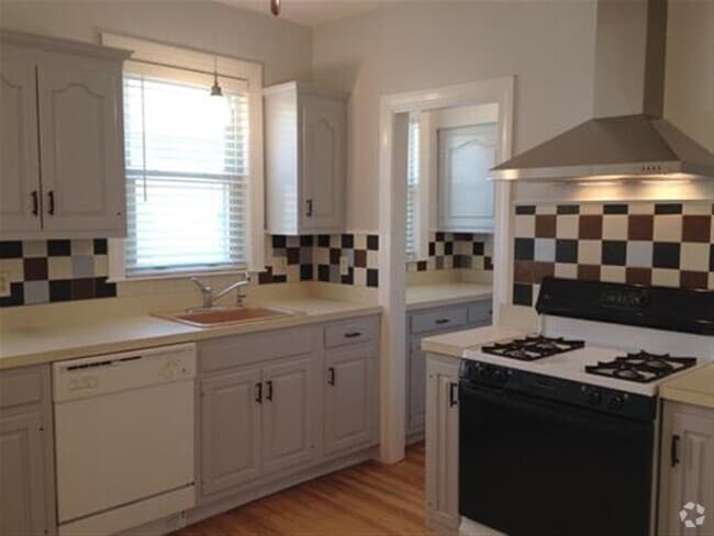 Building Photo - 25 Frederick Ave Unit 2 Rental
