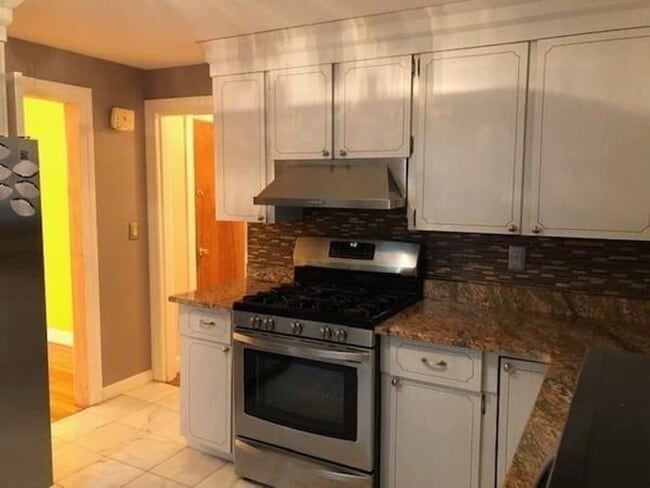 49 Hackensack Rd Unit B1