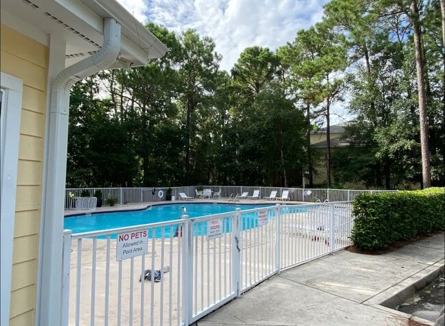 Photo - 200 Sandestin Ln Unit 607