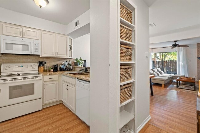 Photo - 3801 Menchaca Rd Unidad 5